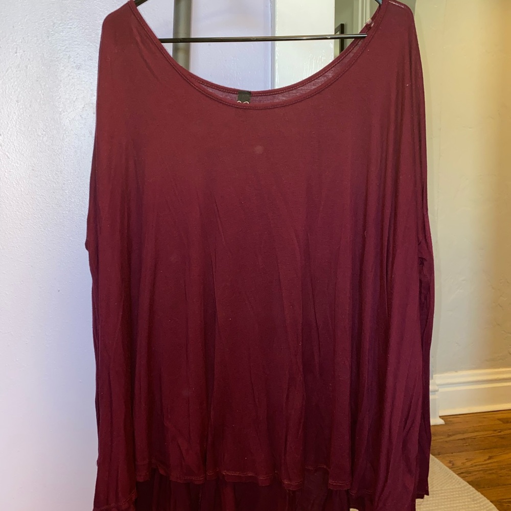 Wide neck flowy blouse size L